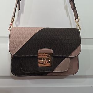 Michael Kors Sloan Editor Tricolor Signature Shoulder Bag made of logo-